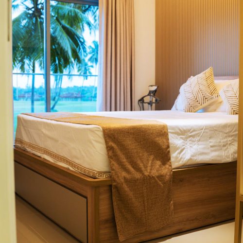 RubyGolf-–--Luxury--Apartment-master_bedroom_3