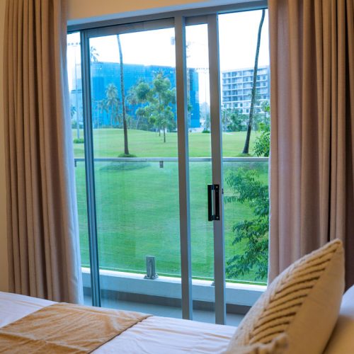 RubyGolf-–--Luxury--Apartment-master_bedroom_4