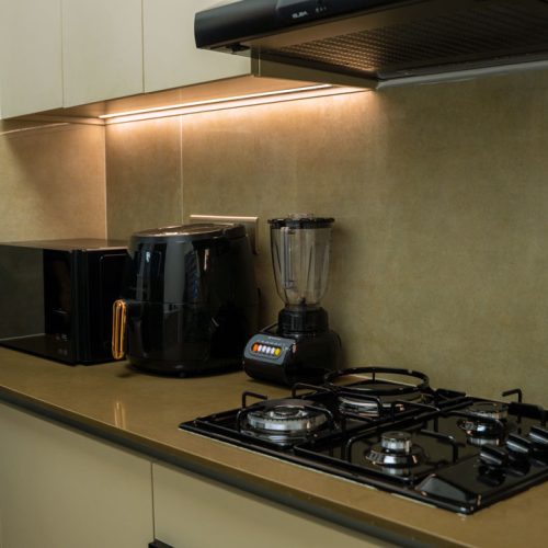 RubyGolf-–--Luxury--Apartment_kitchen_5