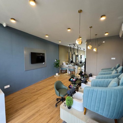 RubyGolf – Luxury Golf View Apartment- saloon_1