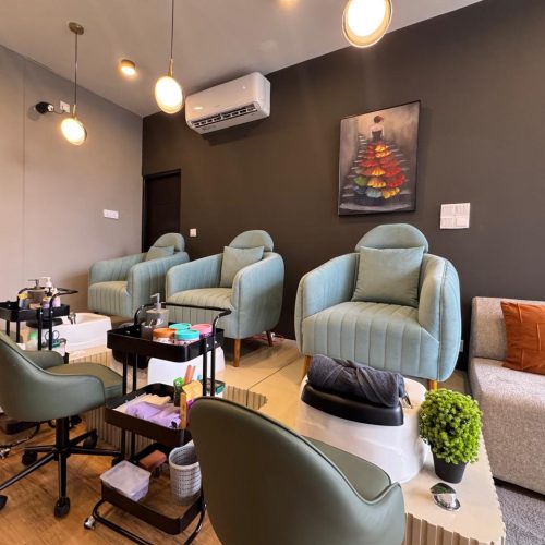 RubyGolf – Luxury Golf View Apartment- saloon_7